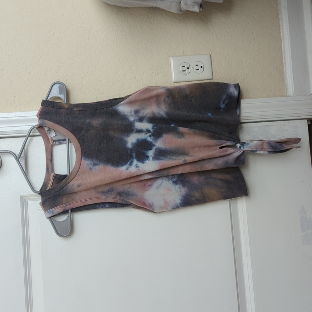 Tie-dye exercise shirt